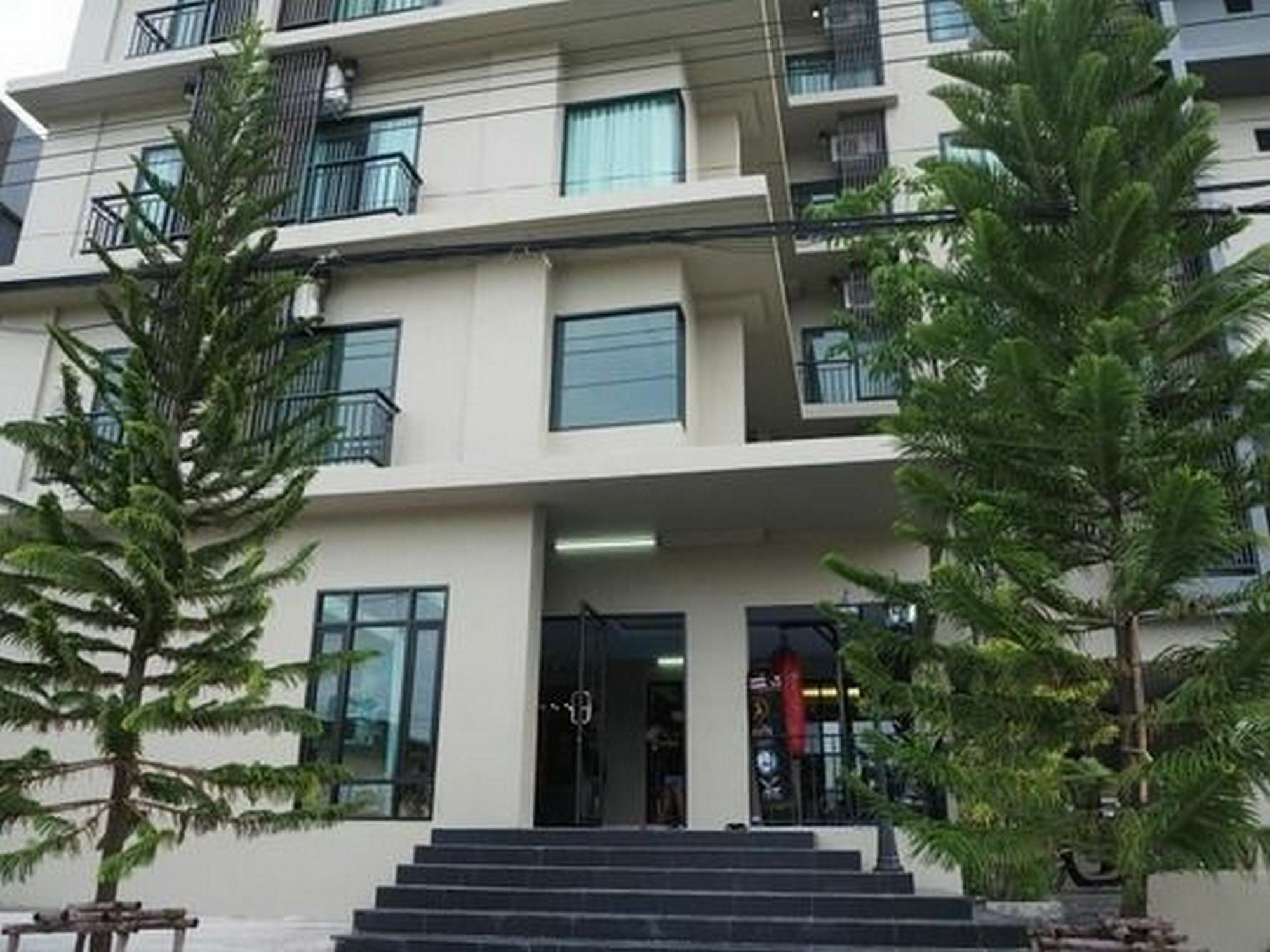 Marisa Residence Бангкок Екстер'єр фото